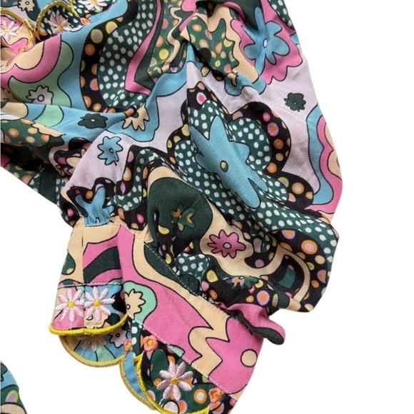 CeliaB Hortensia Mini Short Puff Sleeve Floral Belted Dress Sz XS - Picture 8 of 9